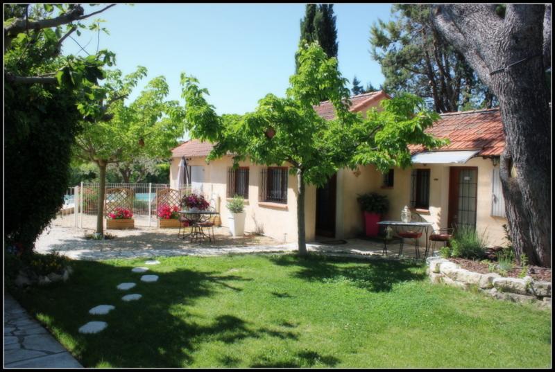 A L'Oree Du Pin Bed & Breakfast Aix-en-Provence Luaran gambar