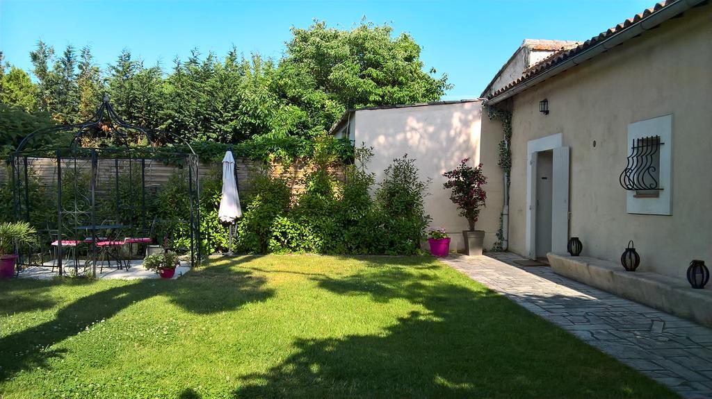 A L'Oree Du Pin Bed & Breakfast Aix-en-Provence Luaran gambar